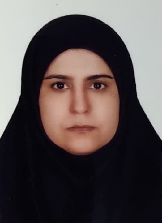 زهرا مرادی