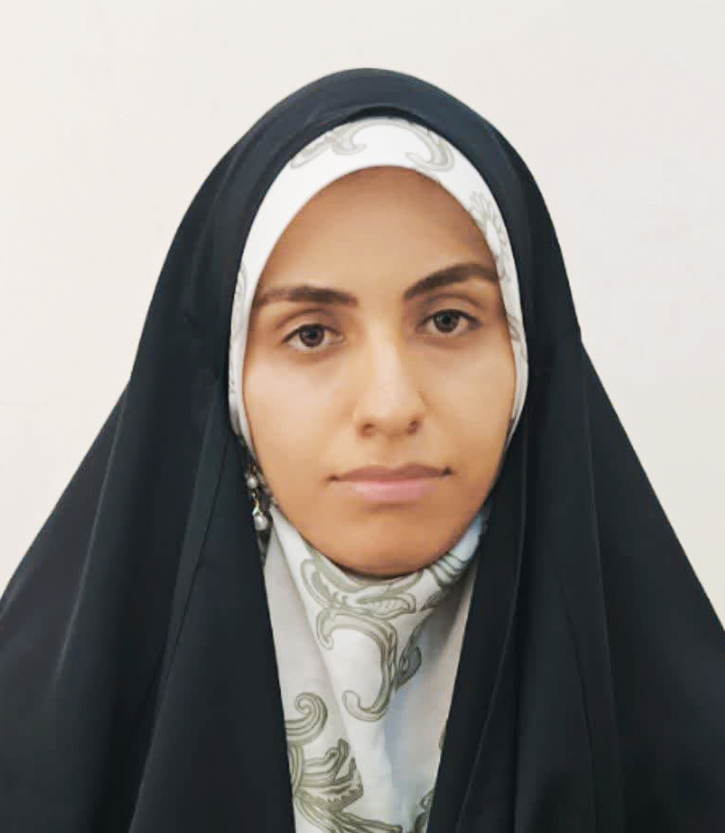 مریم صادقی